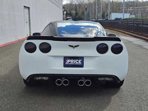 Used 2007 Chevrolet Corvette Coupe RWD image 4