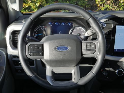 Certified 2022 Ford F150 XLT w/ Equipment Group 302A High image 6