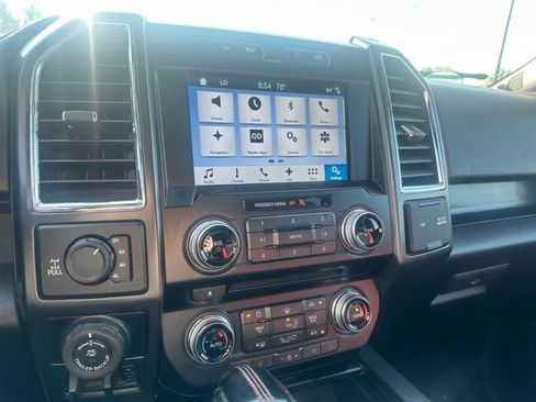 Used 2016 Ford F150 Lariat w/ Equipment Group 502A Luxury AWD/4WD image 19