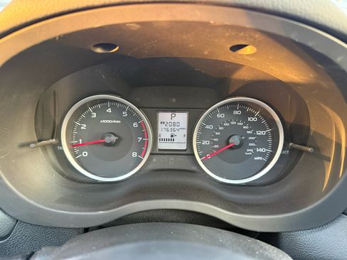 Used 2018 Subaru Forester 2.5i Premium w/ All-Weather Package image 19