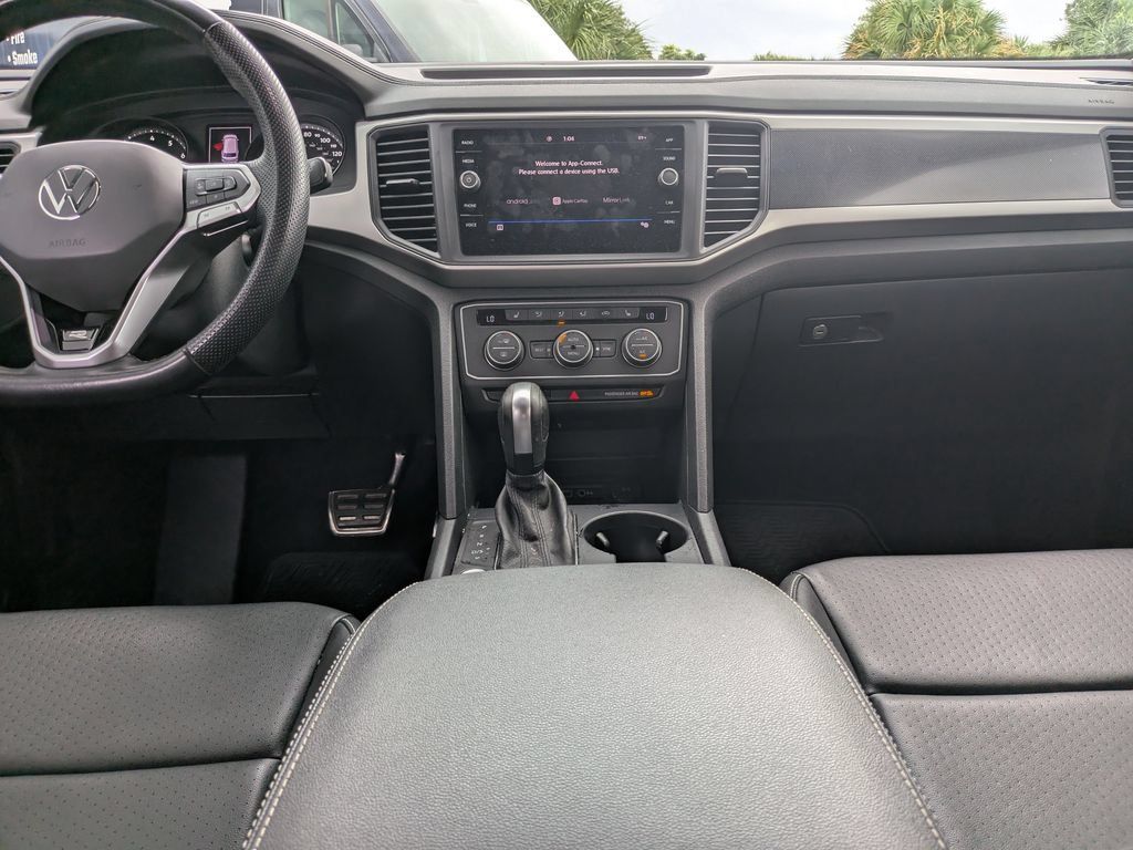 Used 2021 Volkswagen Atlas SE w/ Towing Package FWD image 14