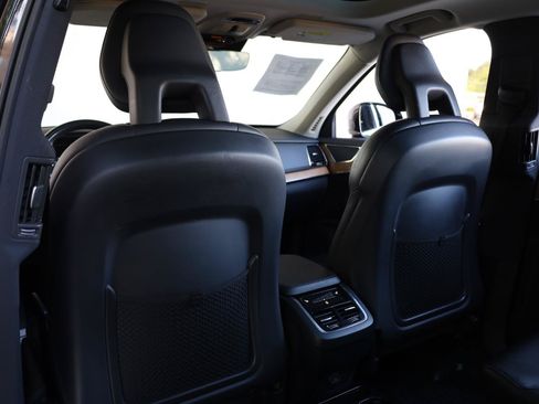 Used 2021 Volvo XC90 T6 Momentum w/ Protection Package Premier AWD/4WD image 26
