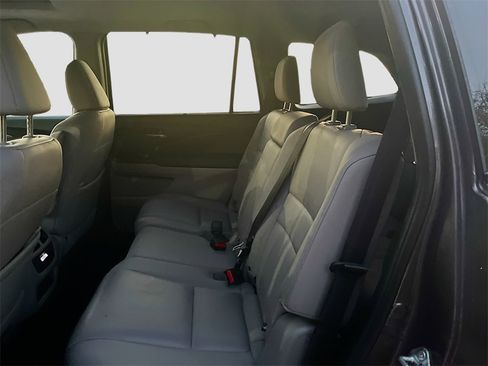 Used 2022 Honda Pilot EX-L image 24