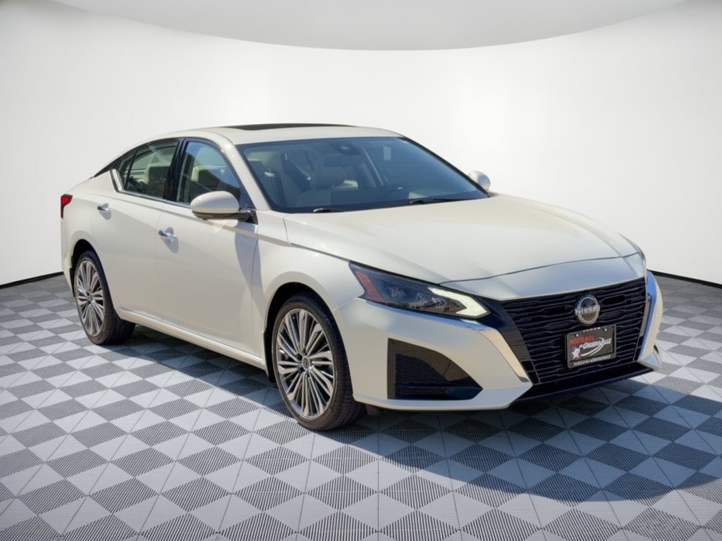 Used 2023 Nissan Altima 2.5 SL AWD/4WD image 7