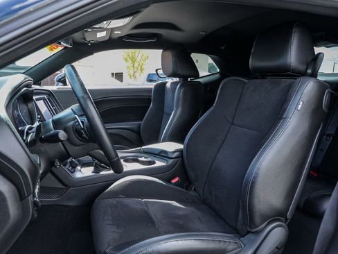 Used 2023 Dodge Challenger R/T w/ Plus Package image 17