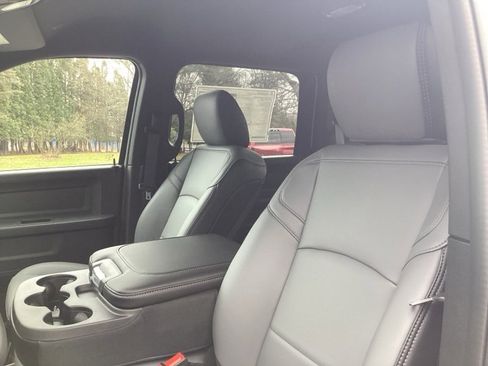 New 2026 RAM 5500 Tradesman w/ Chrome Appearance Group image 21