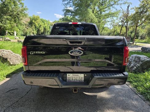 Used 2015 Ford F150 Lariat w/ Equipment Group 502A Luxury RWD image 8