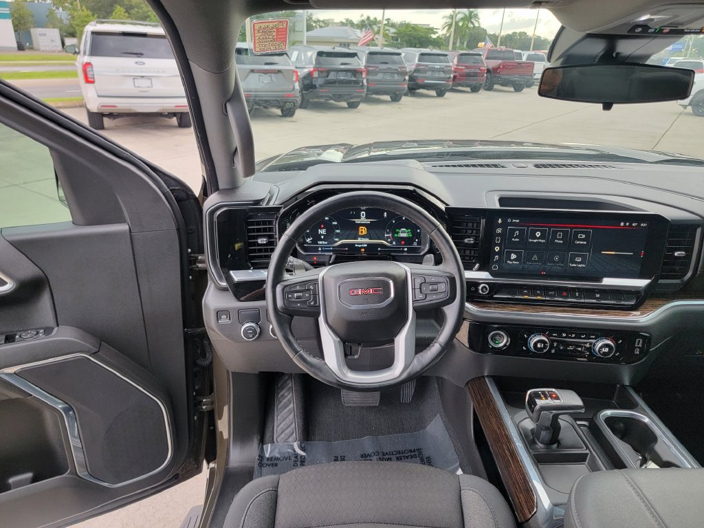 Used 2023 GMC Sierra 1500 Elevation w/ LPO, Elevation Black Package RWD image 17