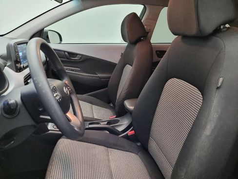 Used 2018 Hyundai Kona SE FWD image 17