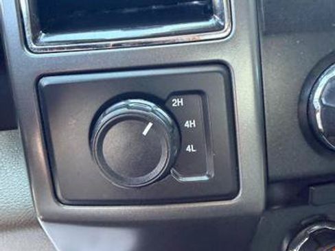 Used 2018 Ford F150 XLT AWD/4WD image 21