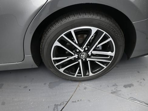 Used 2026 Toyota Camry XLE image 20