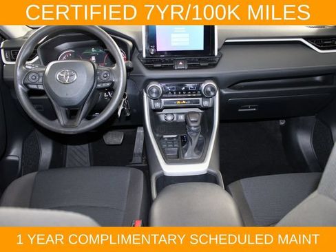 Used 2023 Toyota RAV4 LE AWD/4WD image 15