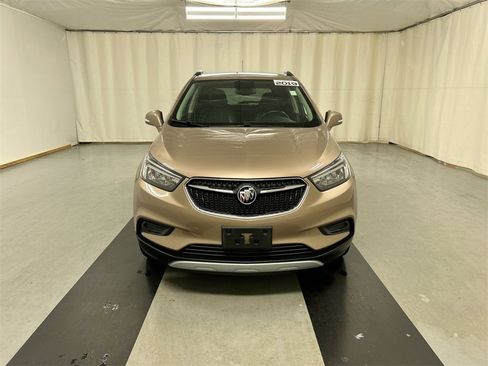 Used 2019 Buick Encore Preferred image 3