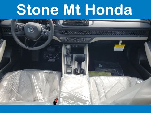 New 2025 Honda Accord LX image 13