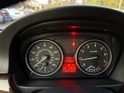 Used 2010 BMW 328i xDrive Sedan image 19