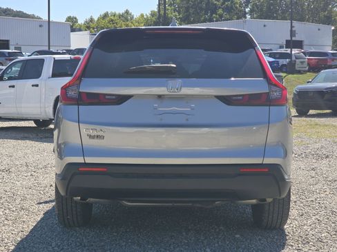 Used 2023 Honda CR-V LX image 12