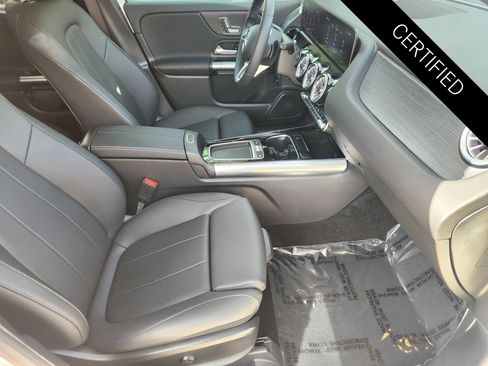 Certified 2025 Mercedes-Benz GLA 250 image 3
