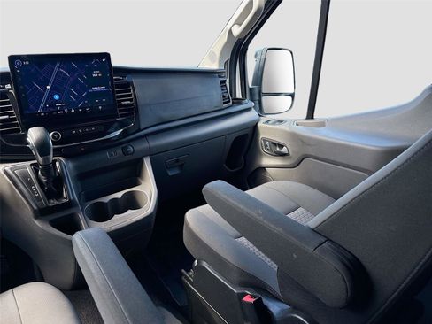 Used 2024 Ford Transit 350 XLT image 22