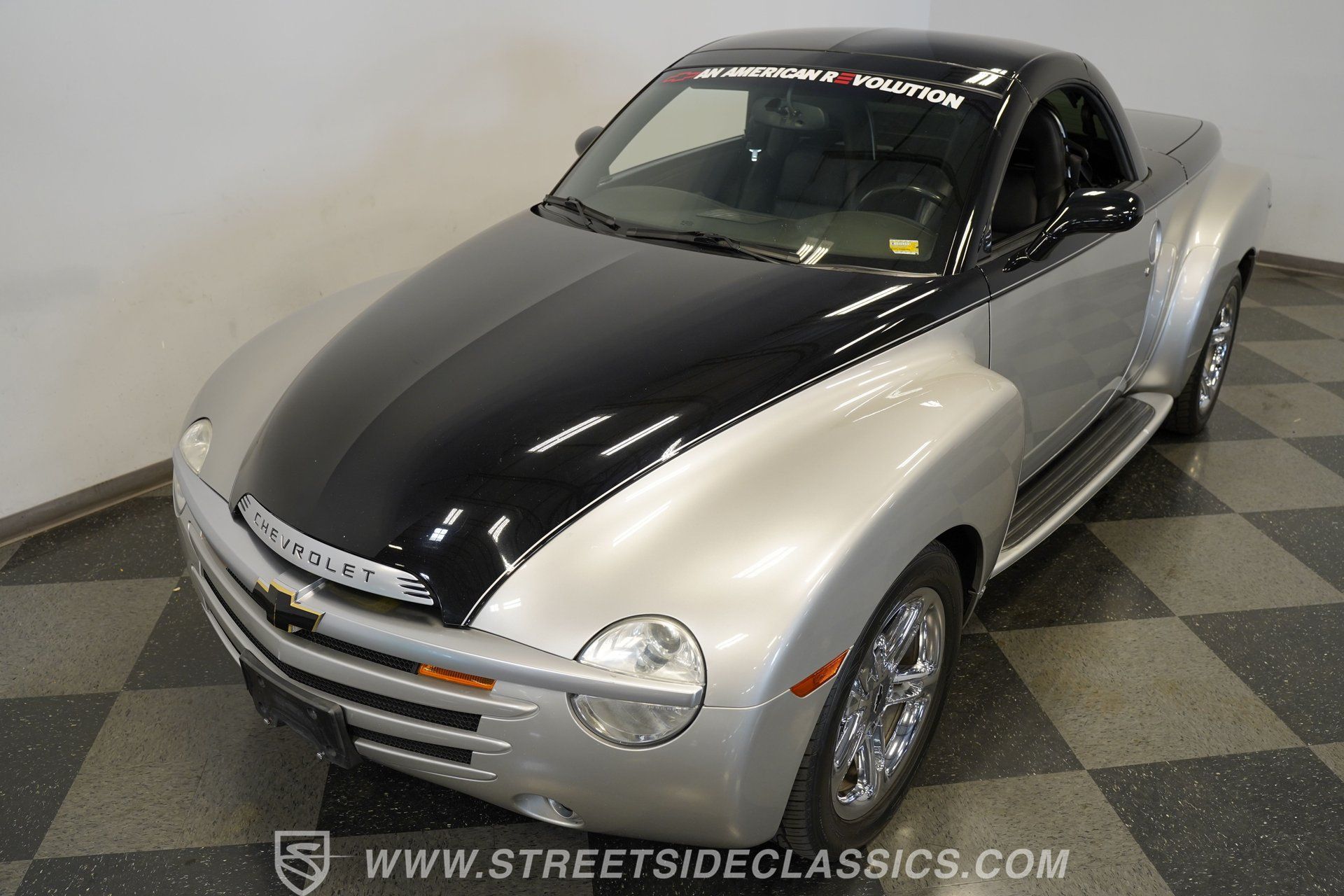 Used 2006 Chevrolet SSR w/ Preferred Equipment Group RWD image 20