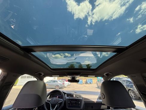 Used 2023 Volkswagen Tiguan SEL R-Line AWD/4WD image 23