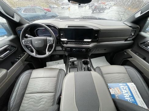 Used 2023 Chevrolet Silverado 1500 ZR2 w/ Technology Package image 28
