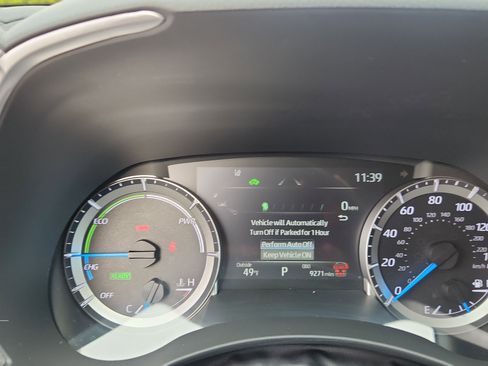 Certified 2025 Toyota Highlander XLE image 14