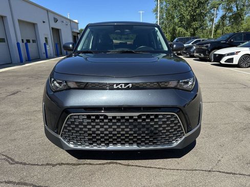 Used 2025 Kia Soul EX FWD image 12