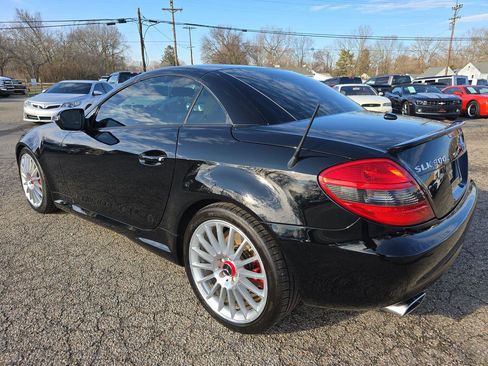 Used 2011 Mercedes-Benz SLK 300 image 20