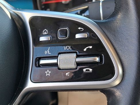 Certified 2022 Mercedes-Benz GLC 300 GLC 300 image 17