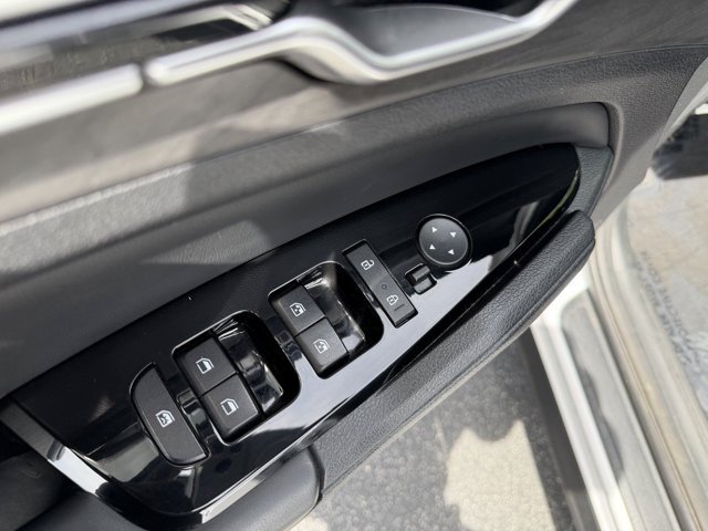 Used 2023 Kia Sportage X-Line AWD/4WD image 12
