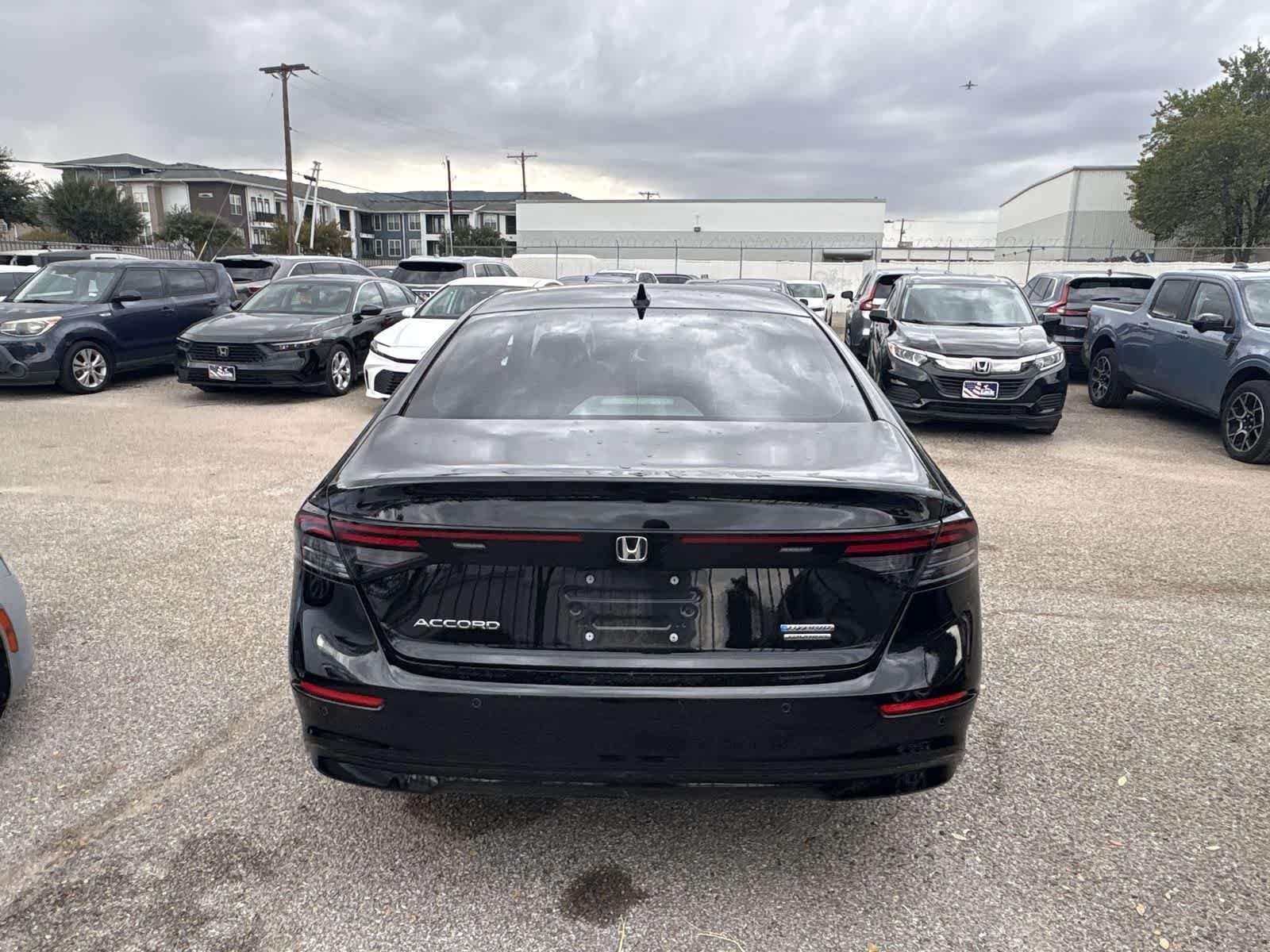 Used 2024 Honda Accord Touring image 4