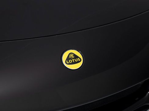 Used 2025 Lotus Emira image 35