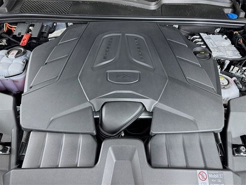 New 2026 Porsche Cayenne S image 33