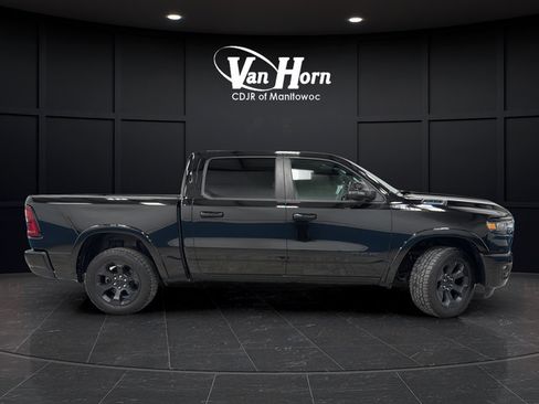 Used 2025 RAM 1500 Big Horn AWD/4WD image 8