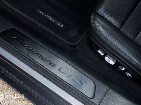 Used 2020 Porsche Panamera GTS AWD/4WD image 20