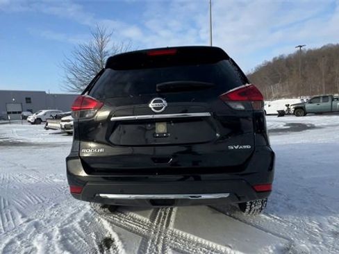 Used 2020 Nissan Rogue SV image 7