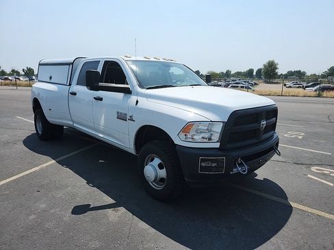 Used 2017 RAM 3500 Tradesman w/ Popular Equipment Group AWD/4WD image 4