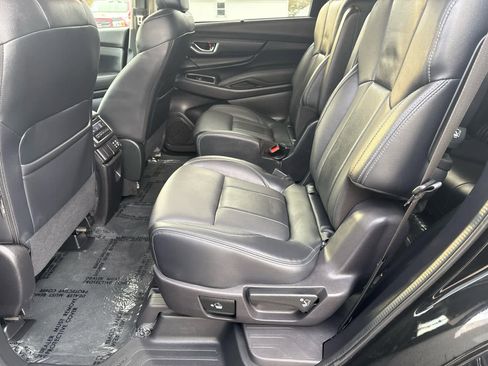 Used 2023 Subaru Ascent Limited image 13