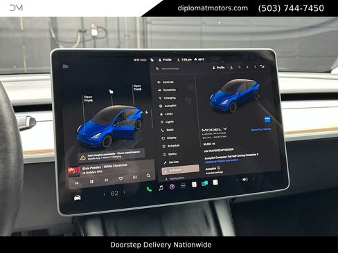 Used 2023 Tesla Model Y Long Range image 31