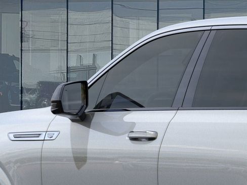 New 2025 Cadillac Escalade IQ Luxury 1 w/ Smart Trailering package image 12