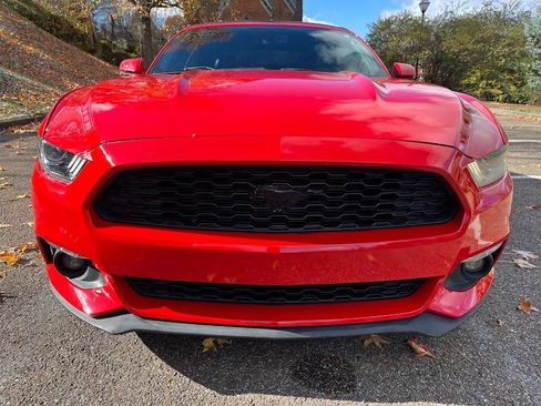 Used 2016 Ford Mustang Premium image 28