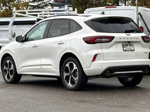 Used 2024 Ford Escape ST-Line Elite w/ Premium Technology Package image 6
