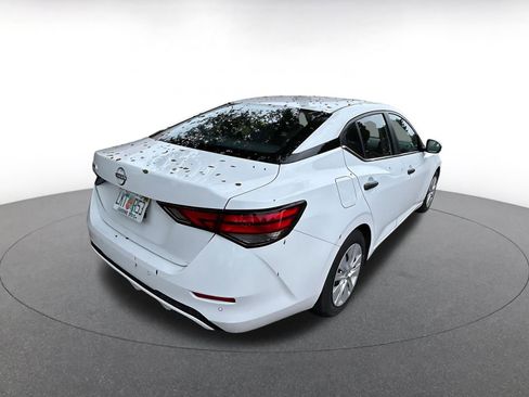 Used 2025 Nissan Sentra S image 17