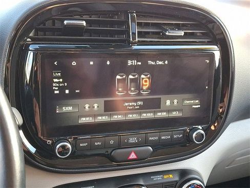 Used 2023 Kia Soul EX image 18
