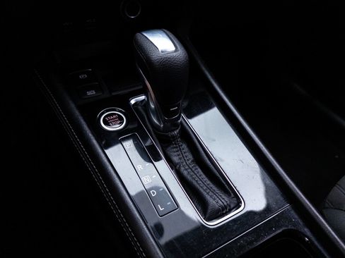 Used 2021 Nissan Kicks SV FWD image 24