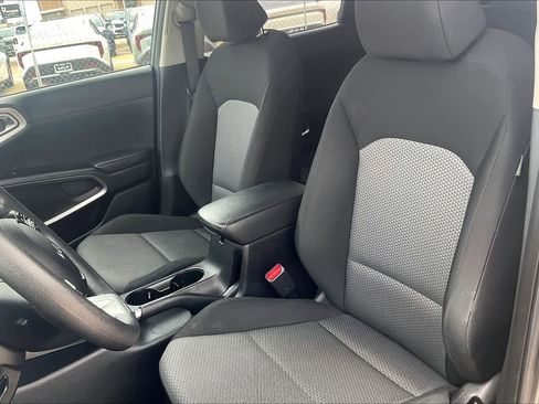 Used 2023 Kia Soul LX w/ Option Group 015 FWD image 9