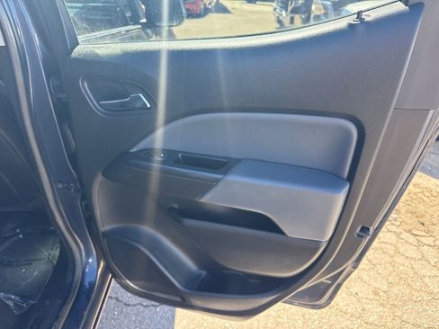 Used 2018 Chevrolet Colorado Z71 w/ Centennial Edition image 15