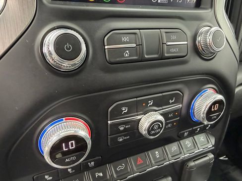 Used 2022 GMC Sierra 1500 Denali w/ Denali Reserve Package AWD/4WD image 27