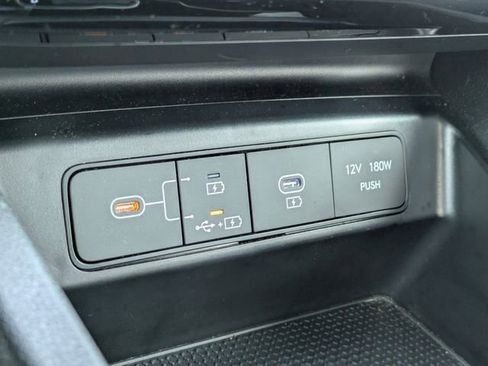 Used 2025 Hyundai Santa Cruz SEL AWD/4WD image 21