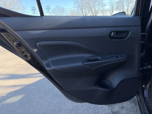 Used 2020 Nissan Versa S image 8